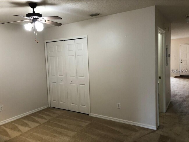Building Photo - 2113 Fluorshire Dr