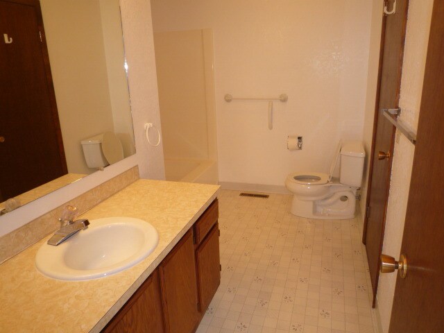 Building Photo - 4626 Murphy Ave