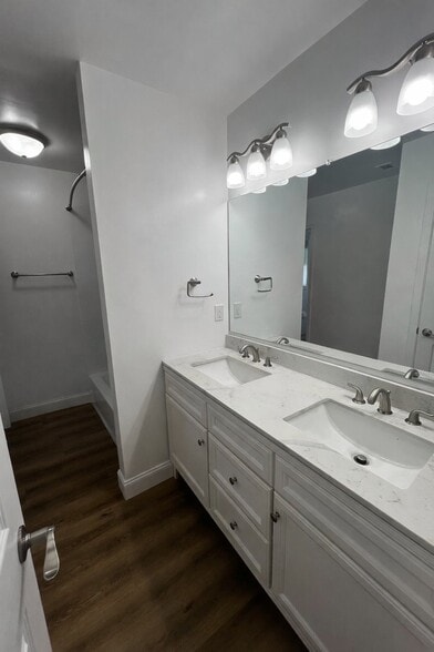 Building Photo - 180 Patriot Pl