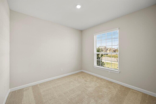 Building Photo - 3008 Sunmoon Ln