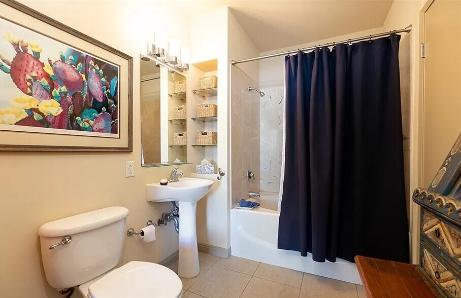 Building Photo - 388 E Ocean Blvd