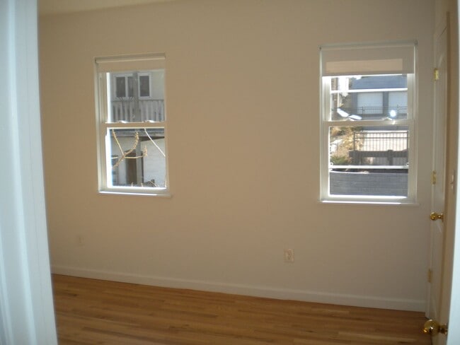 Building Photo - Condorhosdav Trust