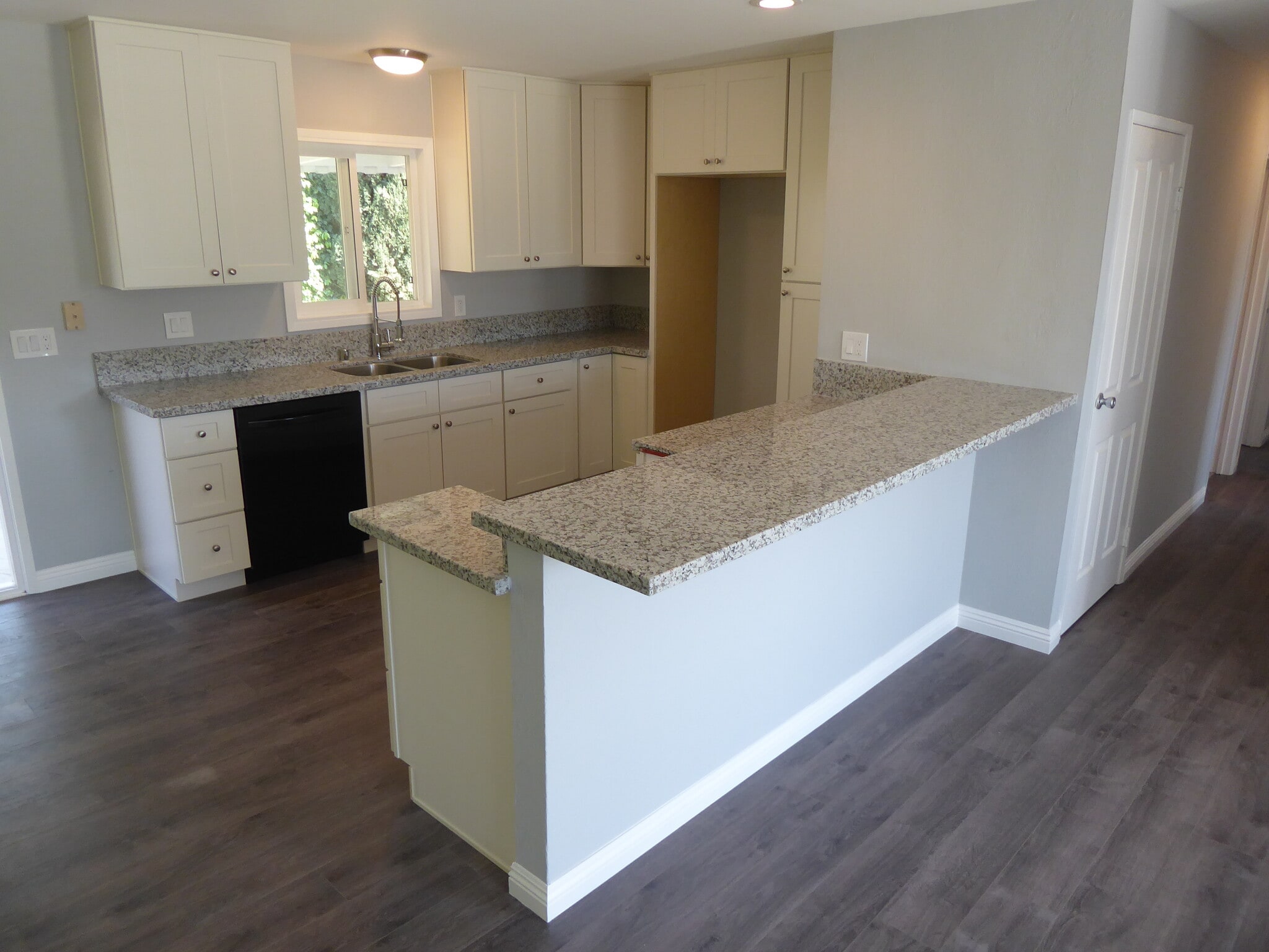 Building Photo - 15052 Rice Cir