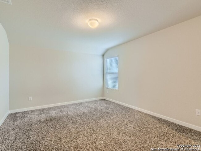 Building Photo - FALL INTO A NEW HOME WITH OUR MOVE-IN SPECIALS!