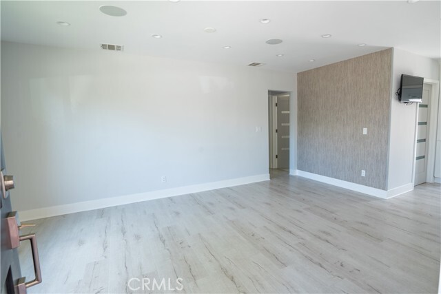 Building Photo - 7768 Shadyspring Dr