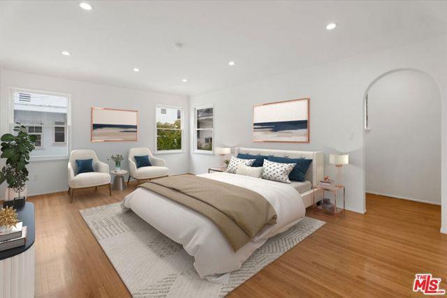 Building Photo - 205 S Reeves Dr