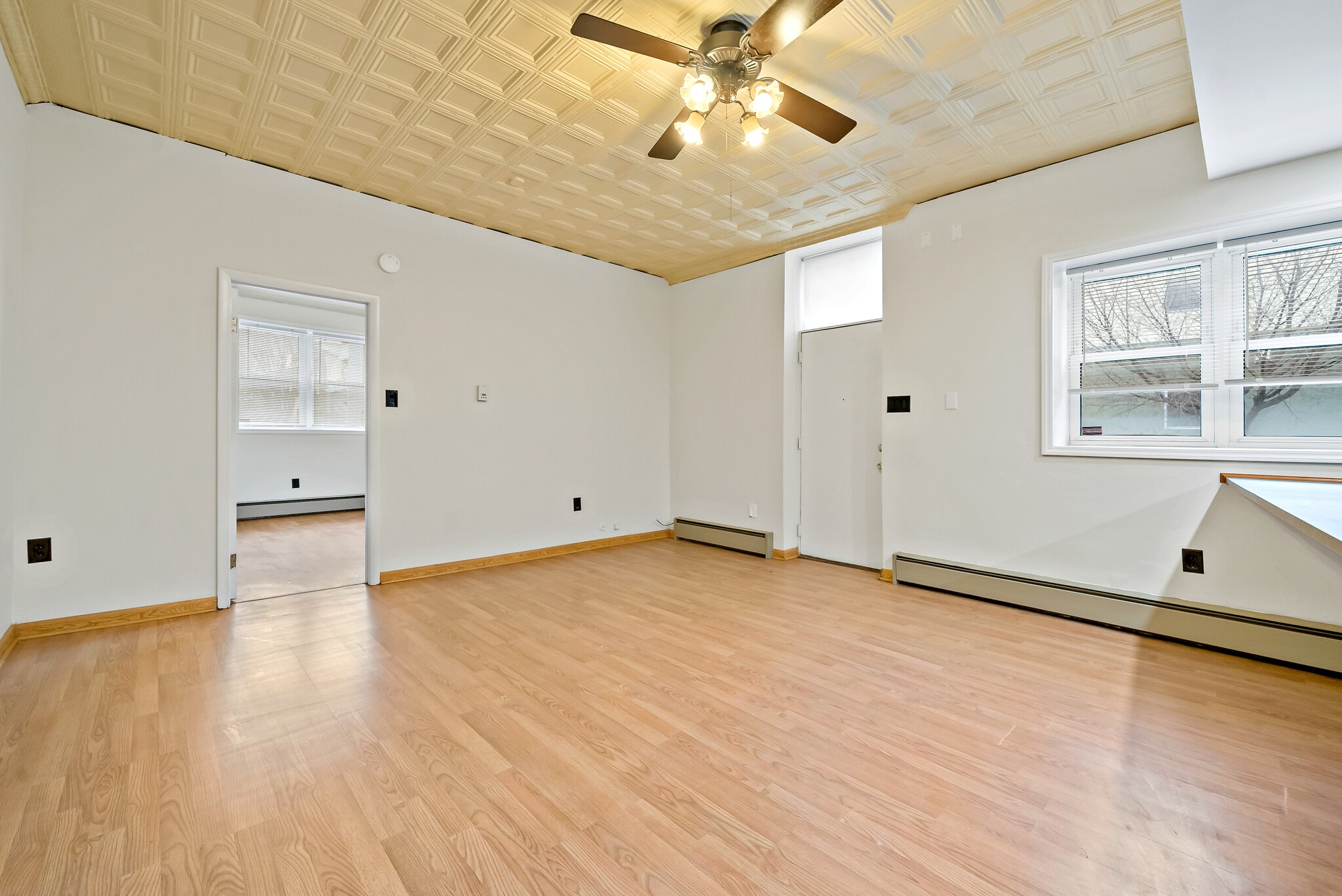 Building Photo - 1332 S 7th St