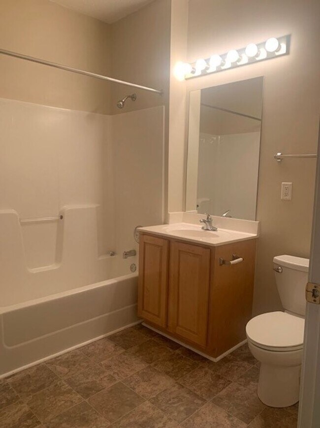 Building Photo - Wexford Condominiums, Anderson, SC