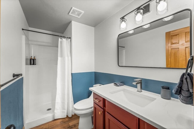 Building Photo - 7208 Secrest Ct