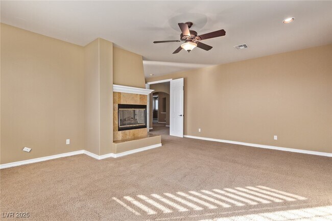 Building Photo - 9805 Queen Charlotte Dr