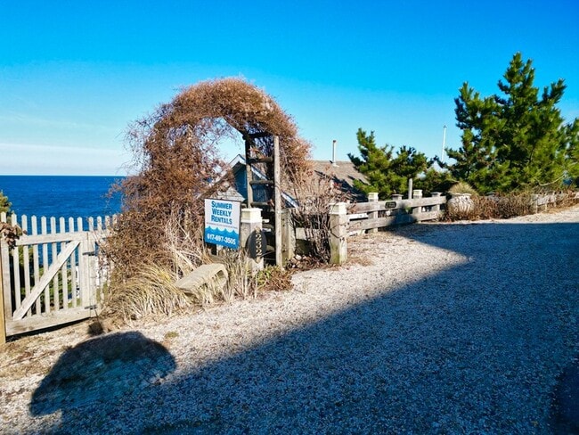 Building Photo - 232 Manomet Point Rd