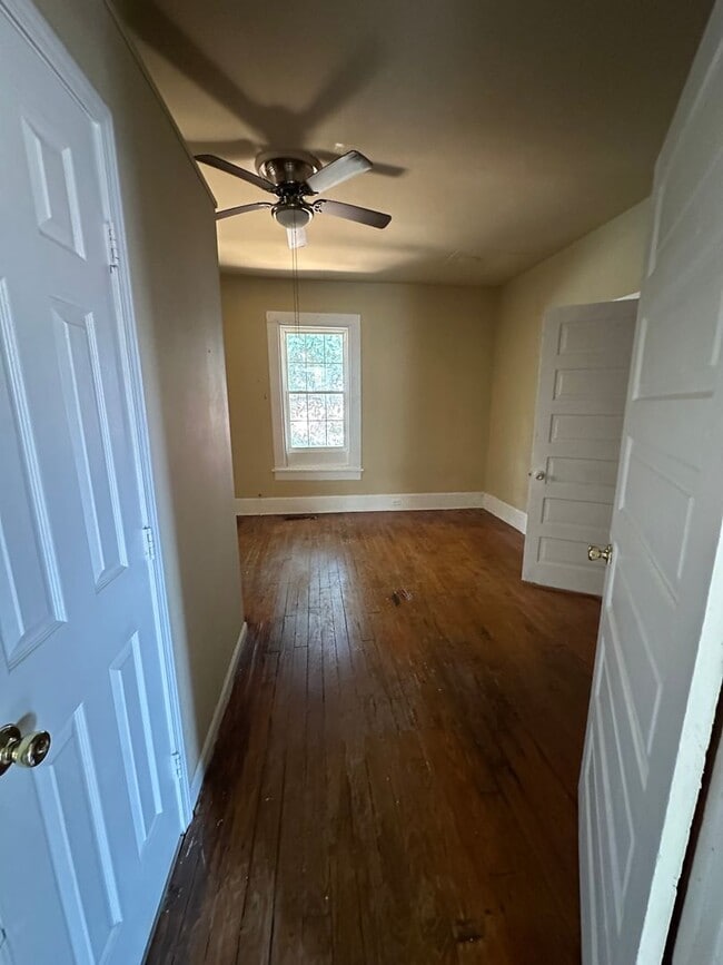 Building Photo - Rent NOW! Charming and spacious historic home in Porterdale Village featuring three bedrooms, two...