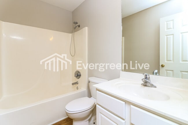 Building Photo - 1972 Drennon Ave