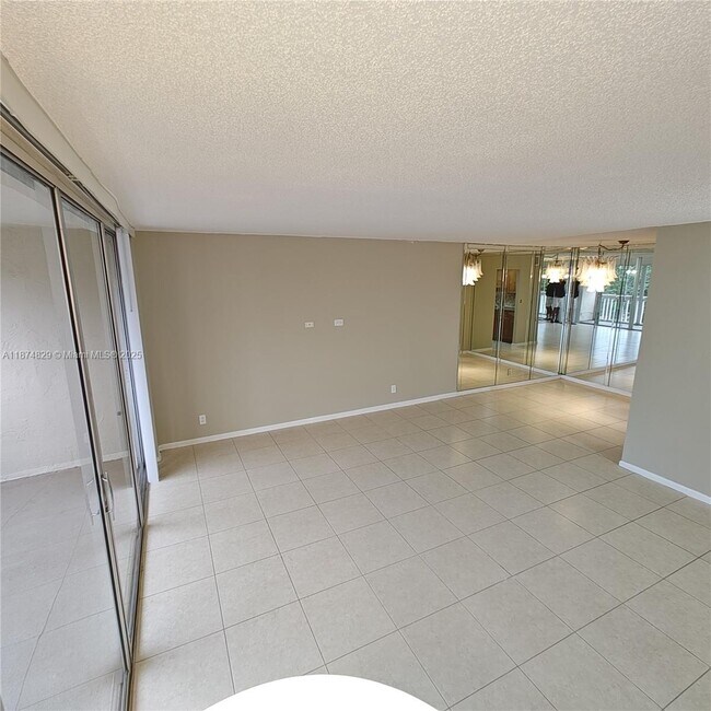 Building Photo - 7051 Environ Blvd