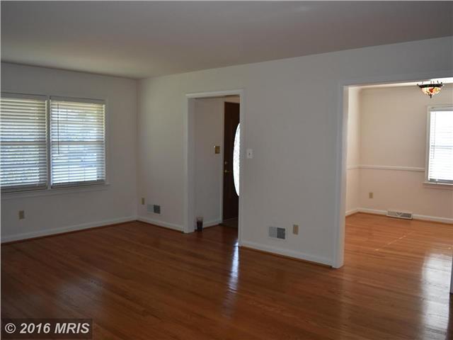 Building Photo - Coming Soon! UMW location!