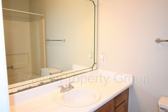 Building Photo - 6405 Rolling Meadows Ln