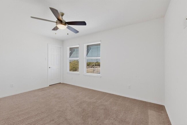 Building Photo - 712 Madalin Rue Ct