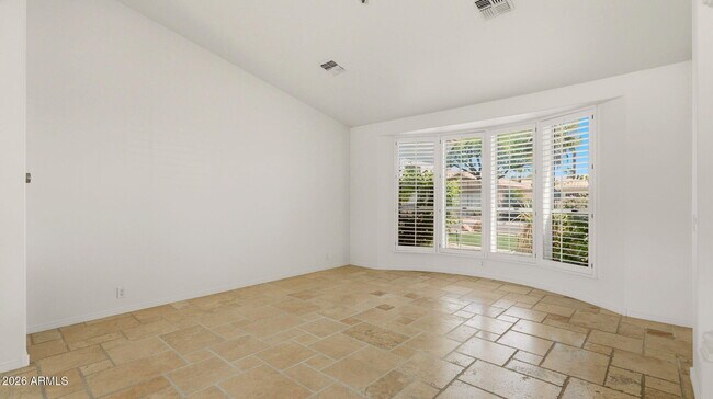 Building Photo - 8638 E Dahlia Dr