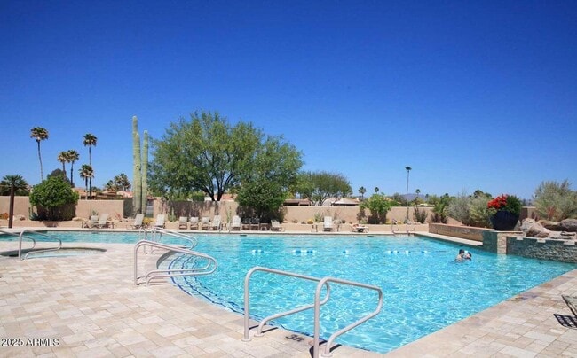 Building Photo - 25409 N Quail Haven Dr