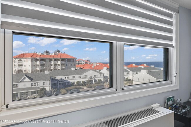 Building Photo - 675 Ocean Ave N