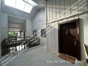 Building Photo - 6519 W Newberry Rd