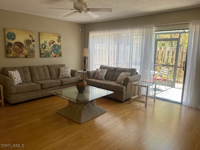 Building Photo - 800 Meadowland Dr
