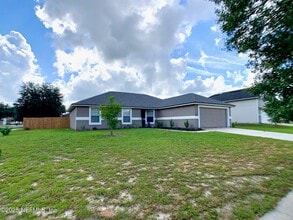 Building Photo - 3201 Deer Creek Dr