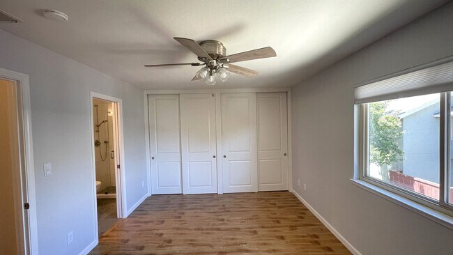 Building Photo - Concord Beautiful remodeled 3 bedroom 2.5 ...