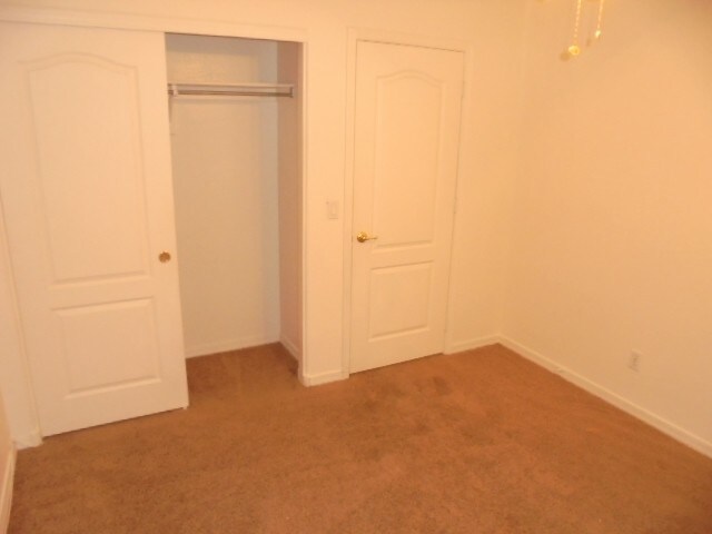 Building Photo - 25056 W Illini St