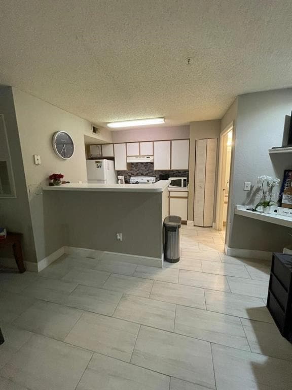 Building Photo - 2214 Grand Cayman Ct