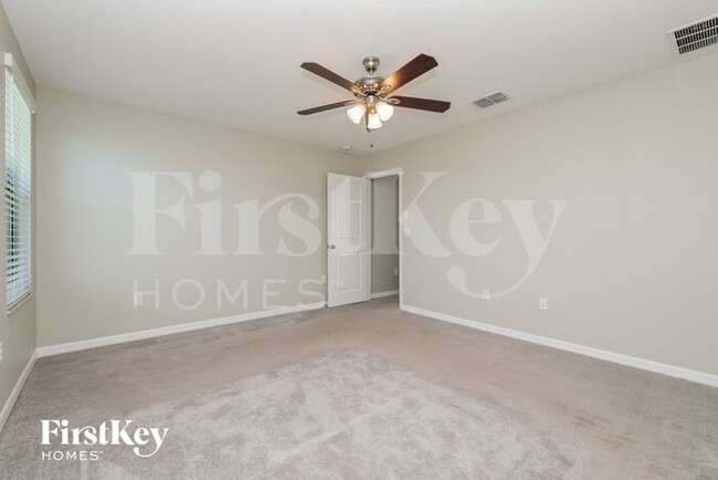 Building Photo - 5050 Brickwood Rise Dr