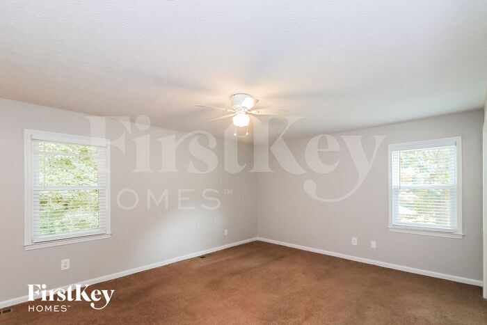 Building Photo - 2330 Mills Wood Run
