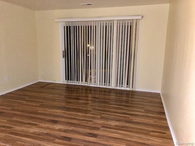 Building Photo - 910 Chestnut Hill Dr