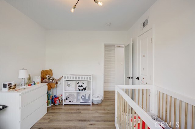 Building Photo - 8161 Encino Ave