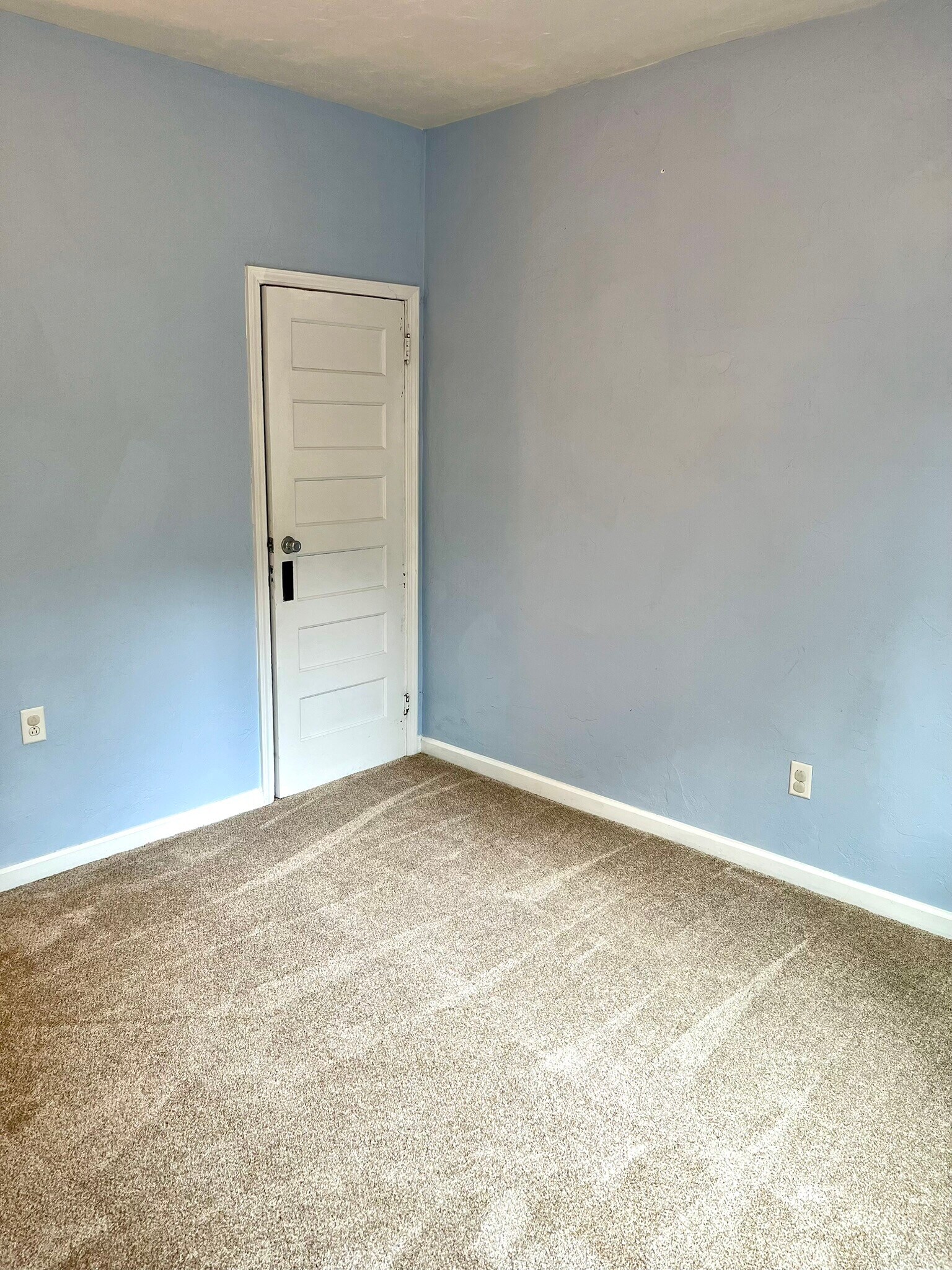 Bedroom 2 - 241 W 9th Ave
