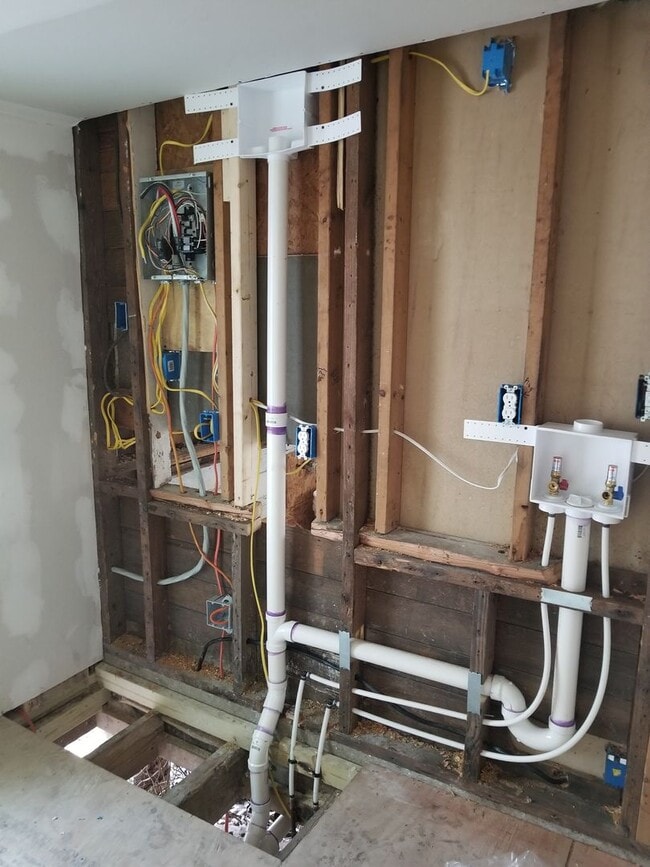 Building Photo - nice house