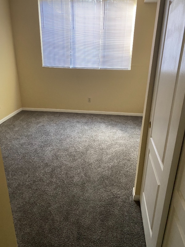 Building Photo - 4240 Endeavor Dr