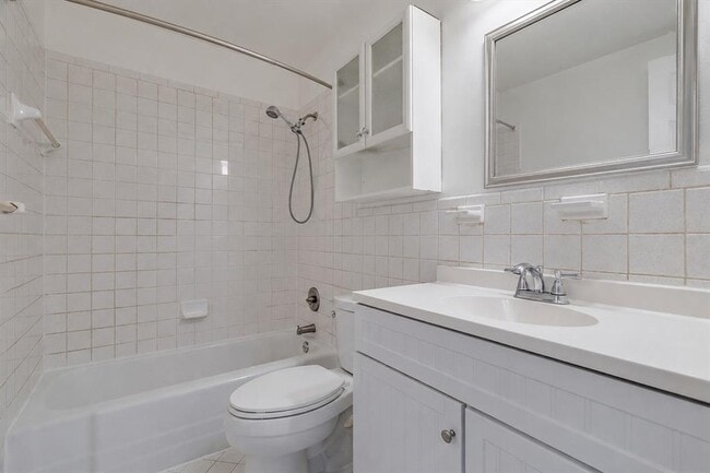 Building Photo - 1417 Braes Ridge Dr