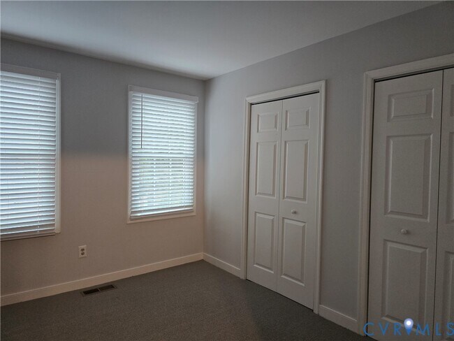 Building Photo - 1308 Maple Ave