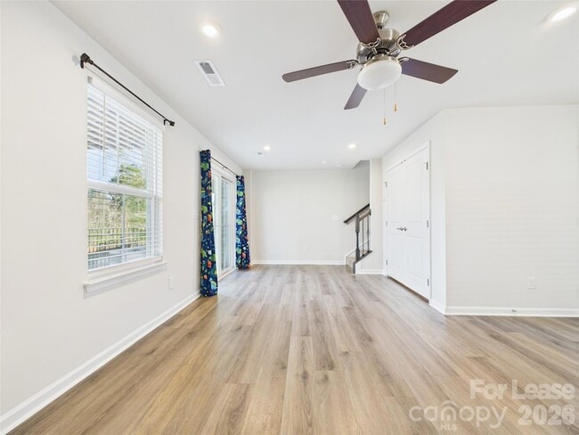 Building Photo - 2617 Grantham Place Dr