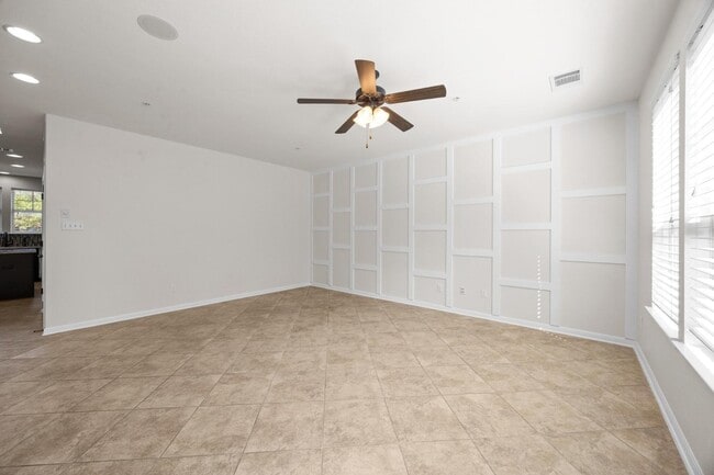 Building Photo - 7220 Wyoming Springs Dr