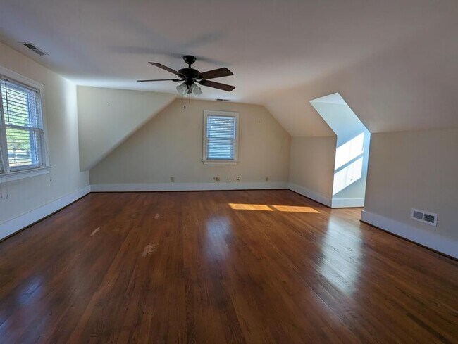 Building Photo - 22665 Timberlake Rd