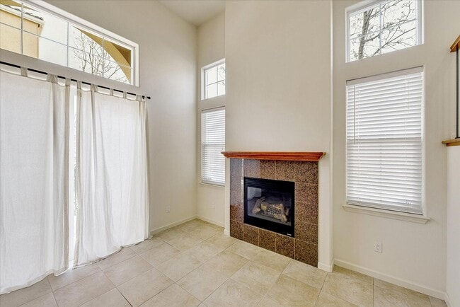 Building Photo - PRIME CORNER HOME NEAR TRAILS LIGHT-FILLED...