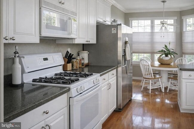 Building Photo - 22 Breckenridge Ln