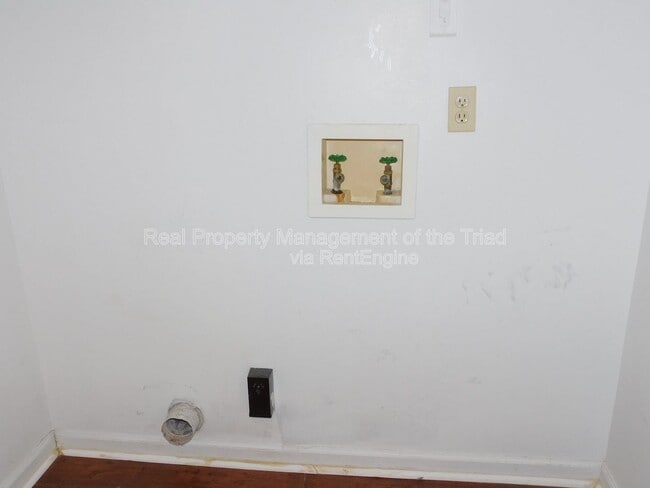 Building Photo - 4324 Edith Ln