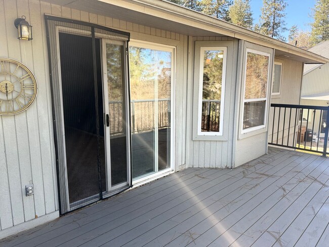 Building Photo - Qualchan Hills Home – 4Bed/3Bath | HOA Community | Coming soon!