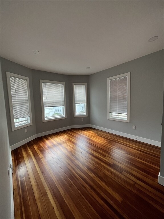 Building Photo - 31 Faywood Ave