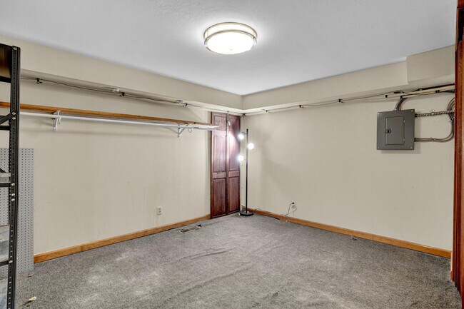 Building Photo - 15478 US-24