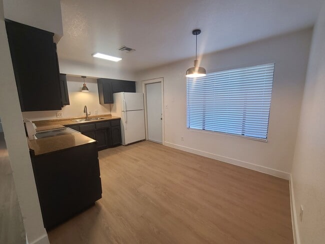 Building Photo - 4532 E Caballero Cir