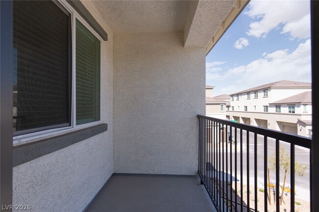 Building Photo - 12232 Azure Gate Rd